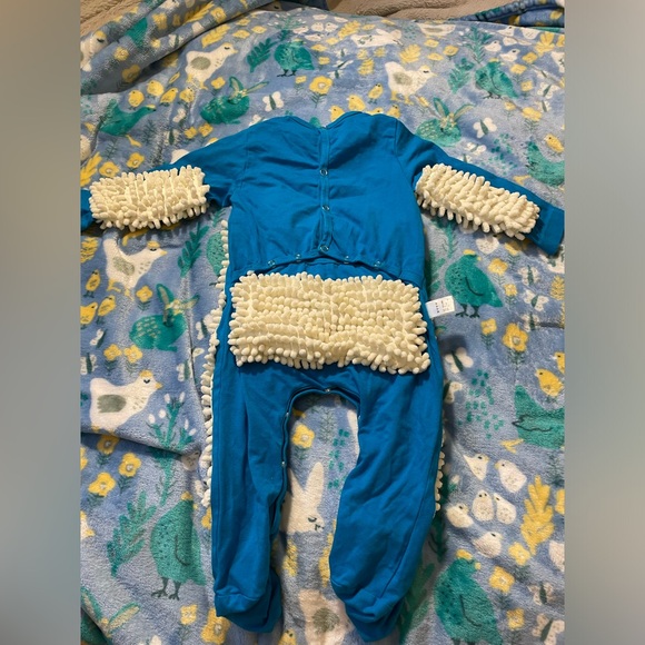 NWOT Baby Duster Outfit - Picture 3 of 3